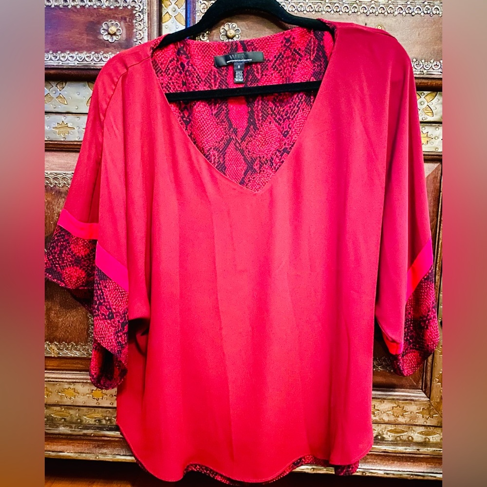 WHBM tunic burgundy and snake print. Size small